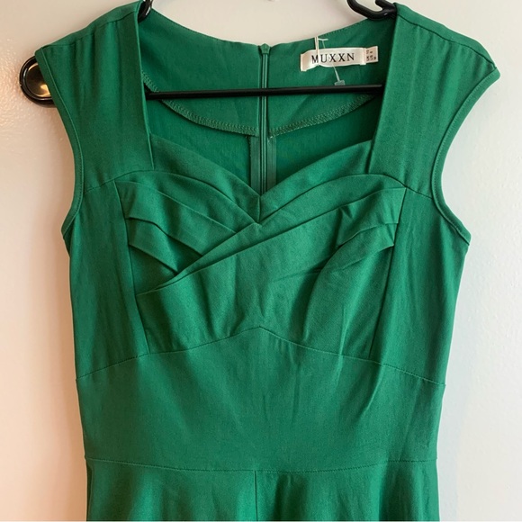 NWT MUXXN 1950's Retro Swing Midi Dress Green Size 8 - Picture 2 of 12